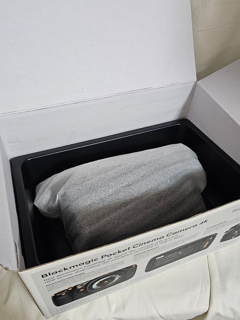 BMPCC4K ブラックマジックデザイン 本体