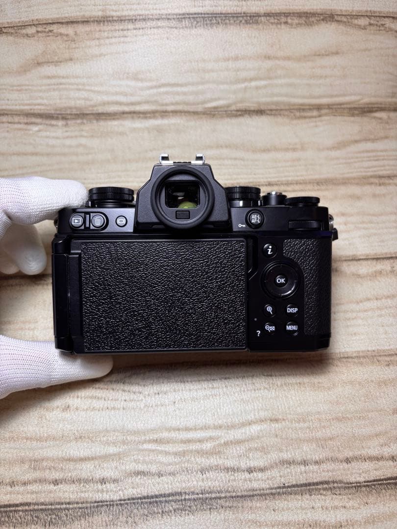 デジタルカメラ Nikon Zfc