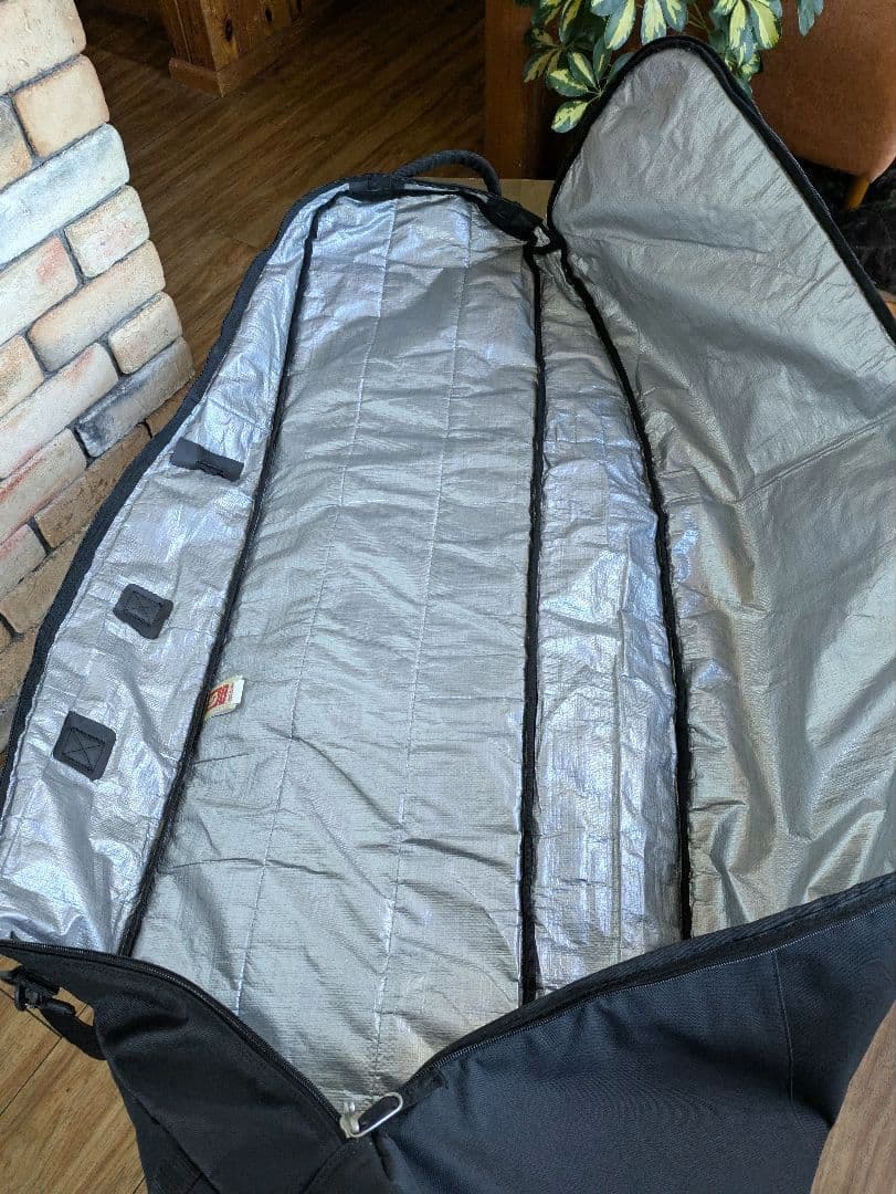 BURTONスノーボードボードケース156