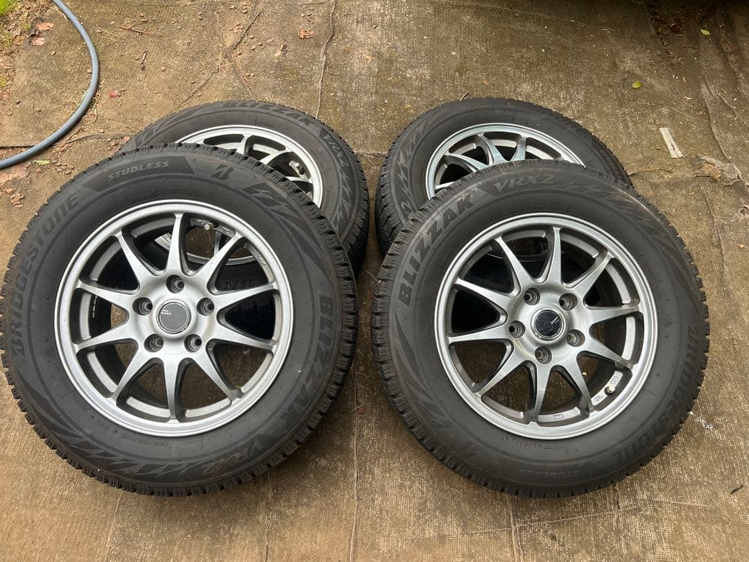 ① スタッドレスタイヤ 195/65R15 ホイールセット