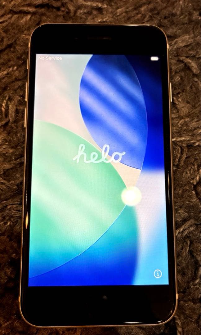 ⭐︎超美品　Apple iPhone SE (第3世代) ミッドナイト 本体⭐︎