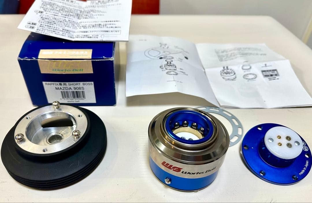 Works Bell ラフィックス2 Mazda ステアリングボス付き　RX-7