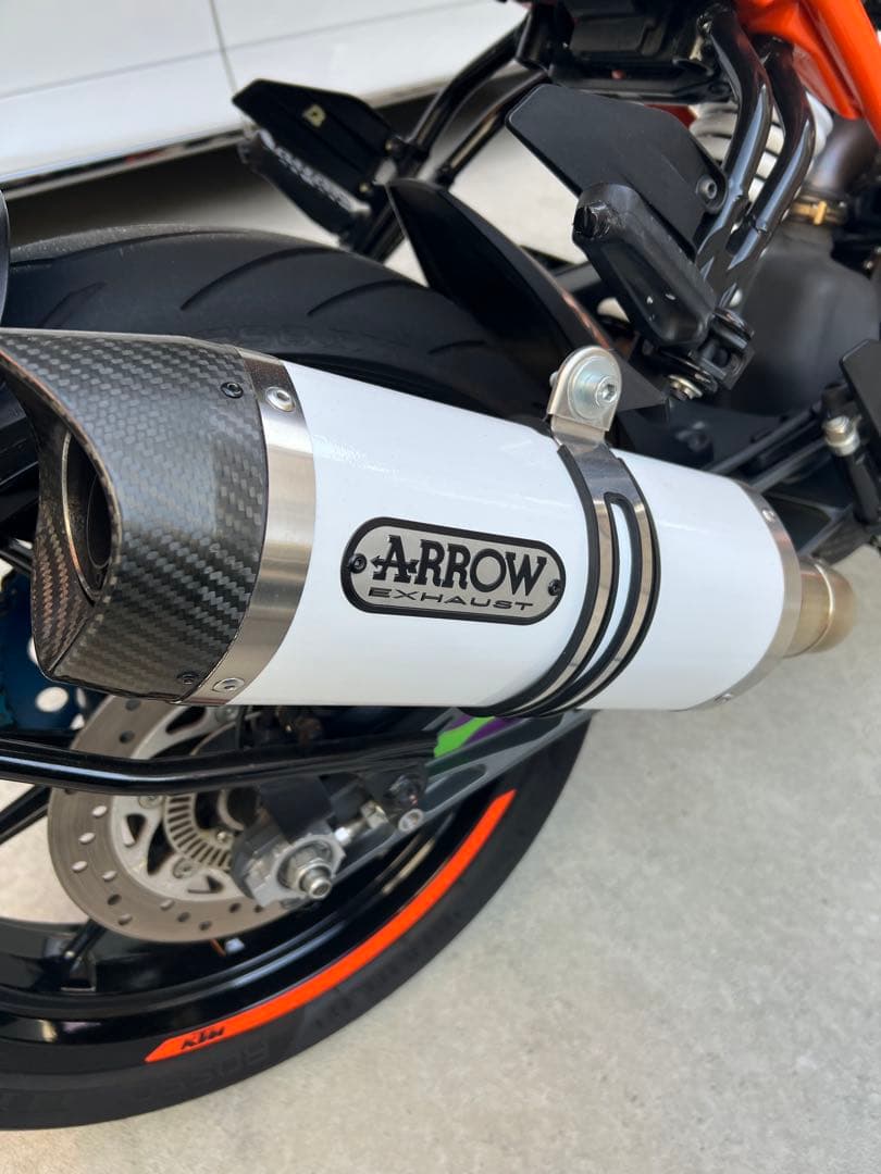 KTM スモールDUKE ARROWスリップオンサイレンサー ホワイト