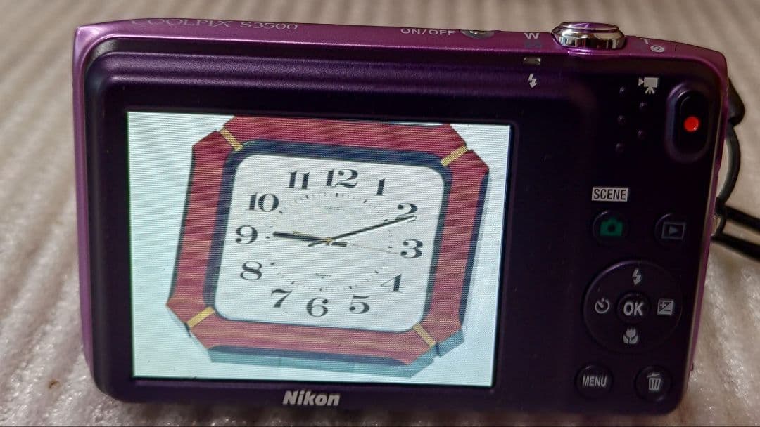 Nikon COOLPIX 紫色 7倍ズーム