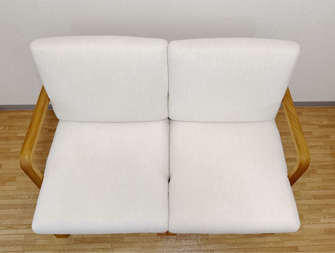 リビングでもダイニングでもつかえるソファチェア・オーク材 二連結