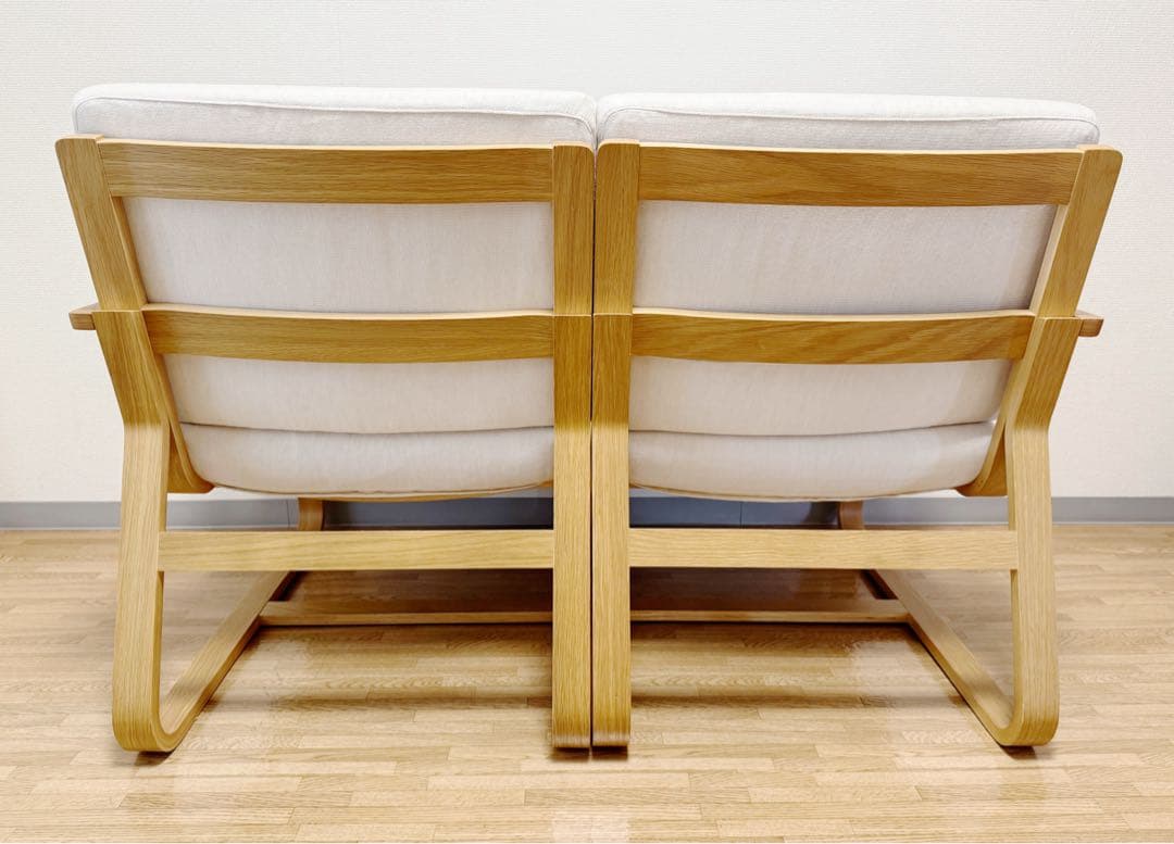 リビングでもダイニングでもつかえるソファチェア・オーク材 二連結