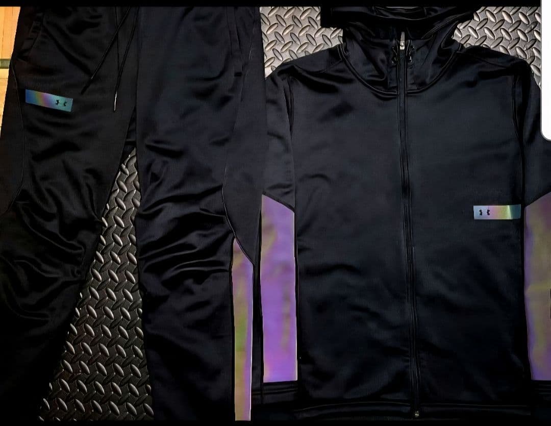 定価４万円 アンダーアーマー UAウインター ジャケット 上 下 セット アップ