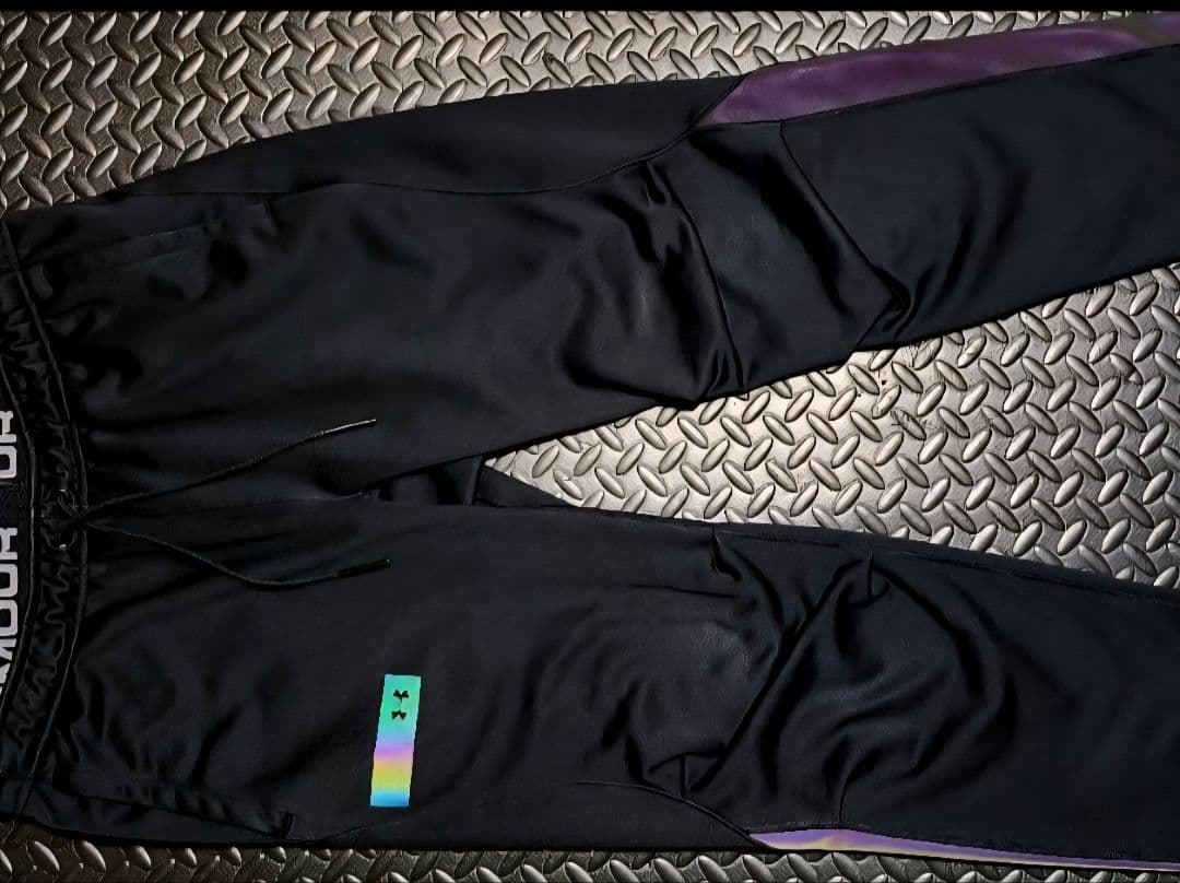 定価４万円 アンダーアーマー UAウインター ジャケット 上 下 セット アップ