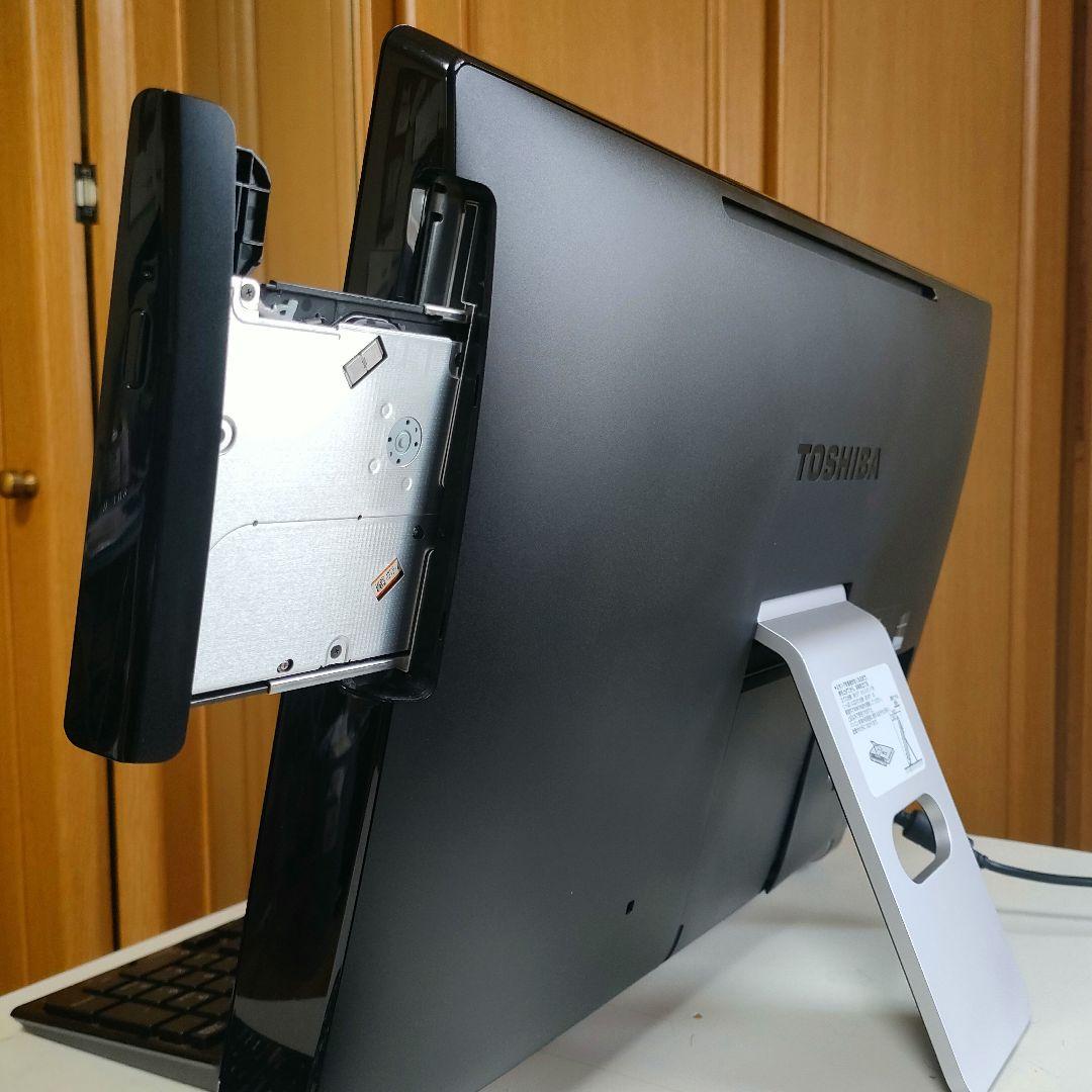 東芝 REGZA PC Core i7／Win11／Office2024／SSD