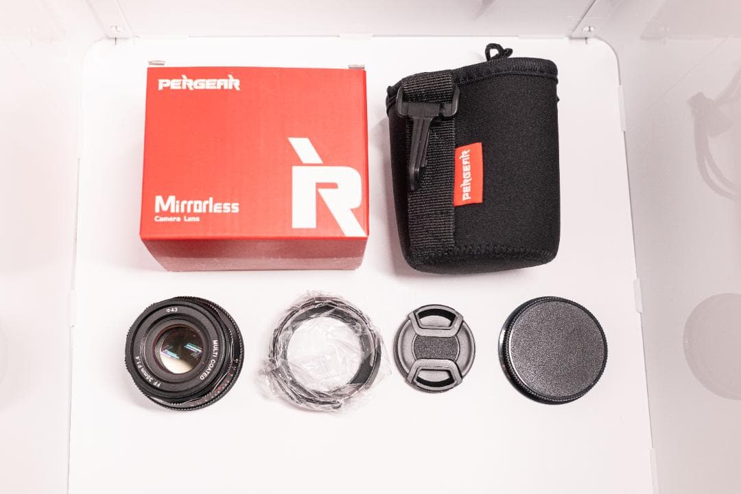 PERGEAR 35mm F1.4 （Lマウント／フルフレーム）