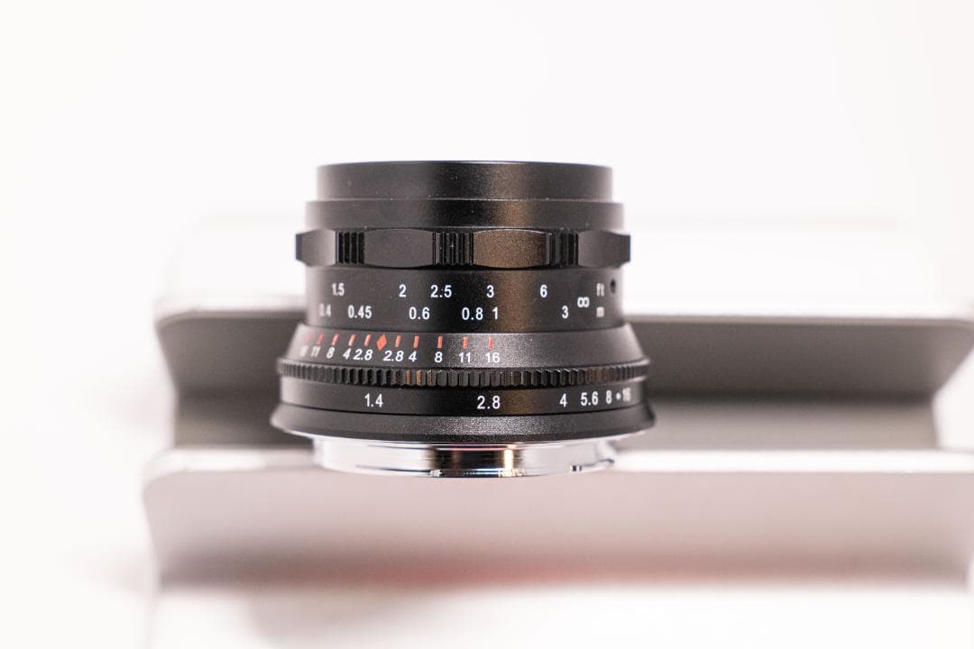 PERGEAR 35mm F1.4 （Lマウント／フルフレーム）