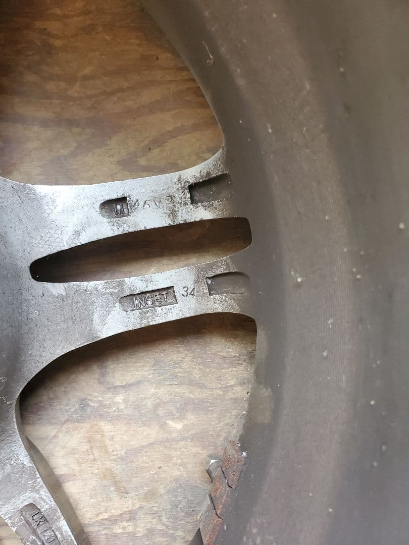 225/50R16 BLIZZAK VRX BMW3シリーズ　スタッドレス１本