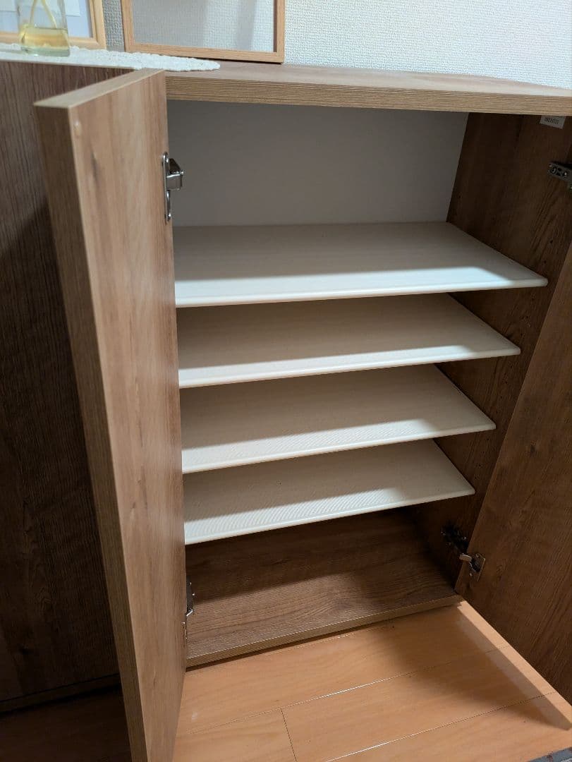 LOWYA 国産　シューズキャビネット