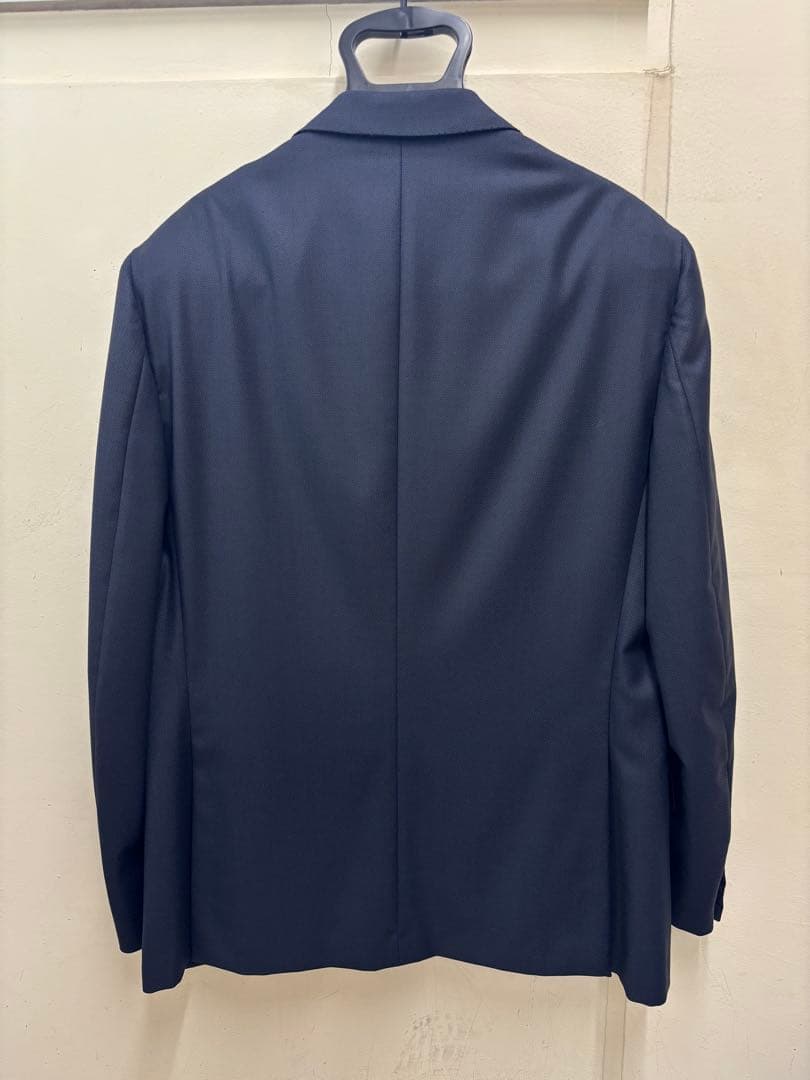 【最終値下げ】ブリオーニ　ネイビー　スーツ　極美品　10回のみ短時間着用