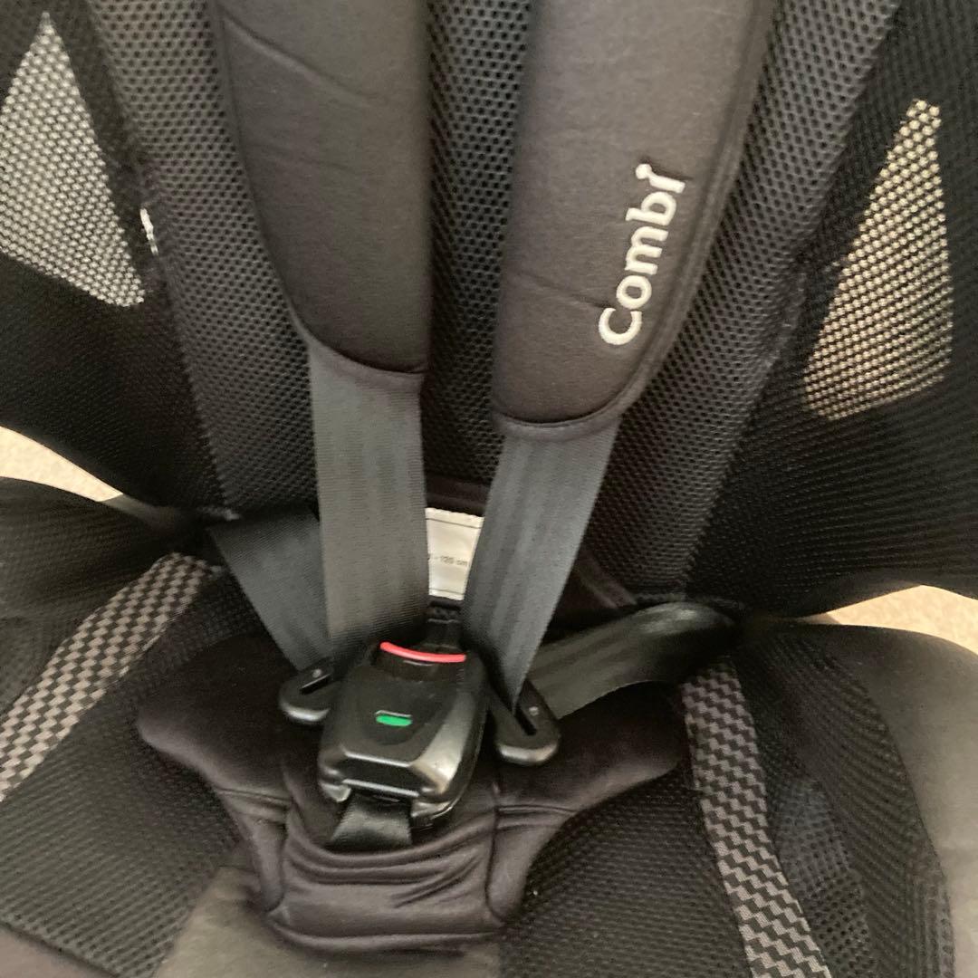 美品　コンビ ジョイトリップ エアスルー GG ブラック ジュニアシート