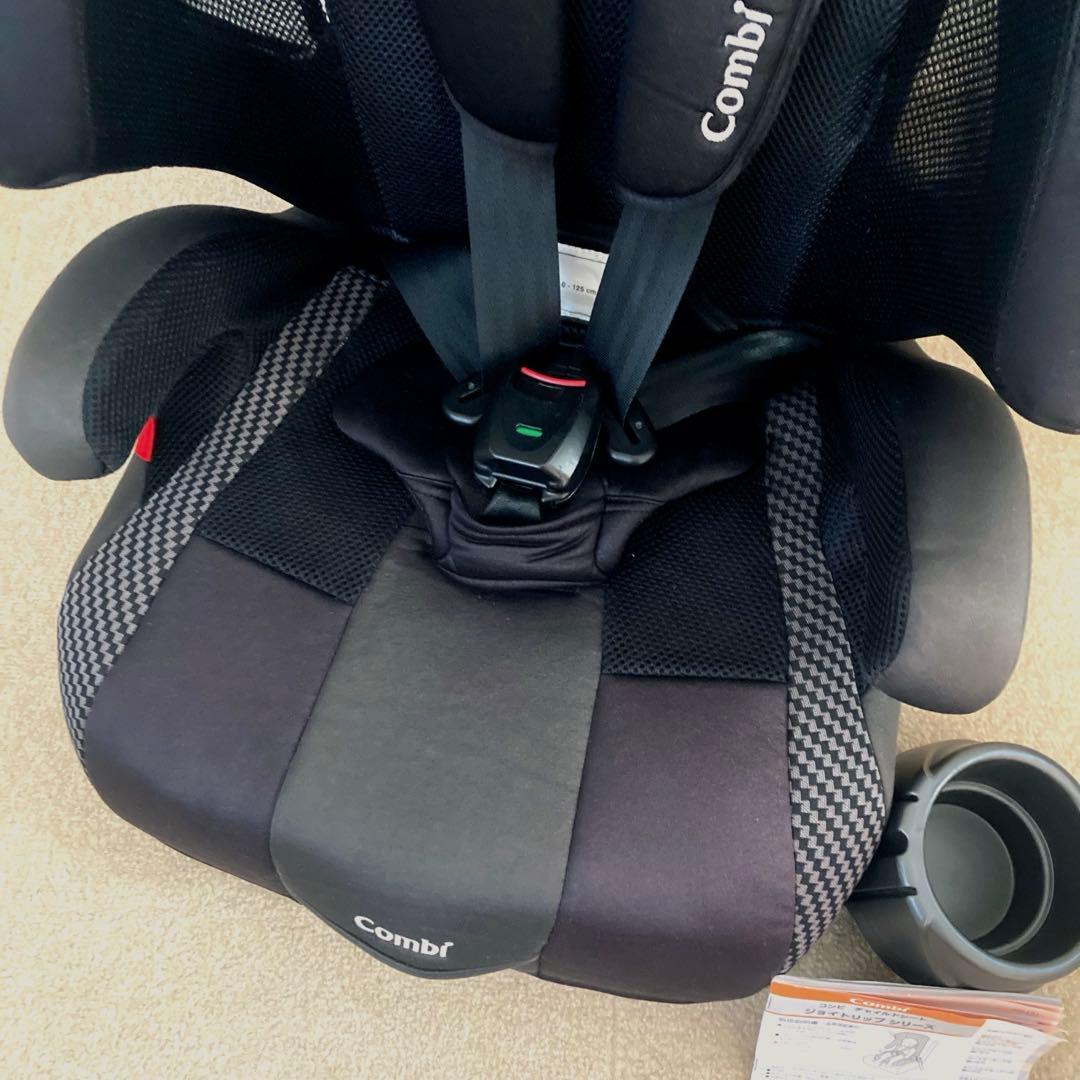 美品　コンビ ジョイトリップ エアスルー GG ブラック ジュニアシート