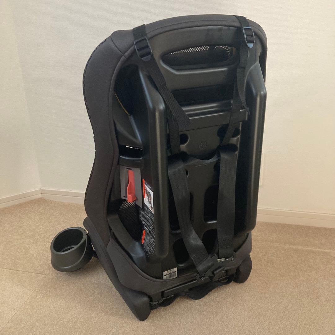 美品　コンビ ジョイトリップ エアスルー GG ブラック ジュニアシート