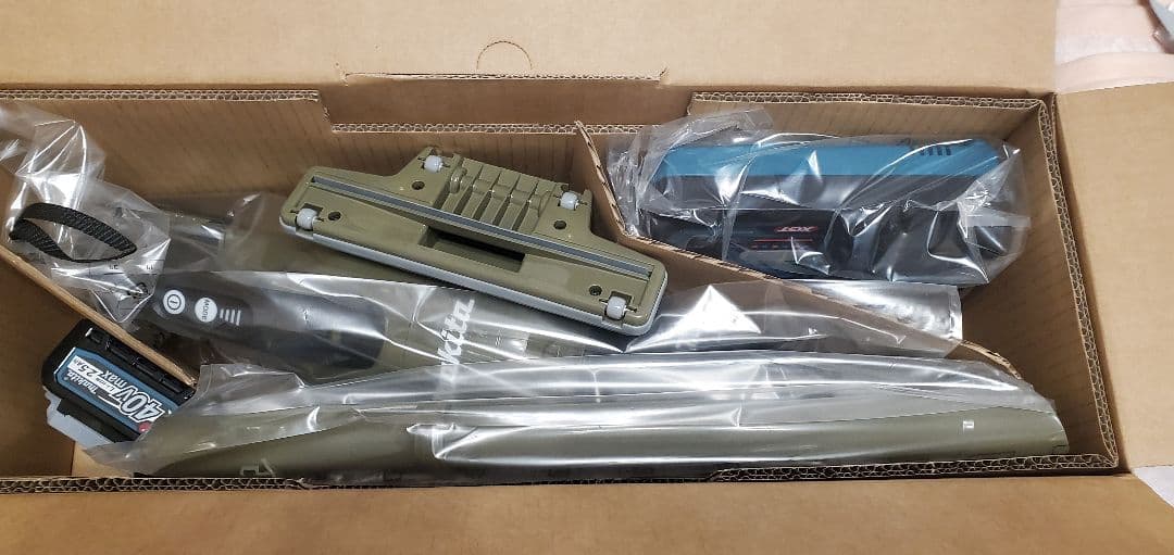 【新品・未使用】マキタ 40V スティッククリーナー CLO03GRDO 本体