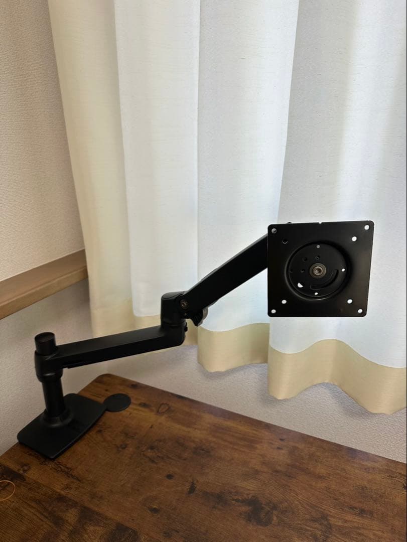 期間限定値下げ・美品・アイオーデータ ゲーミングモニターとモニターアームのセット