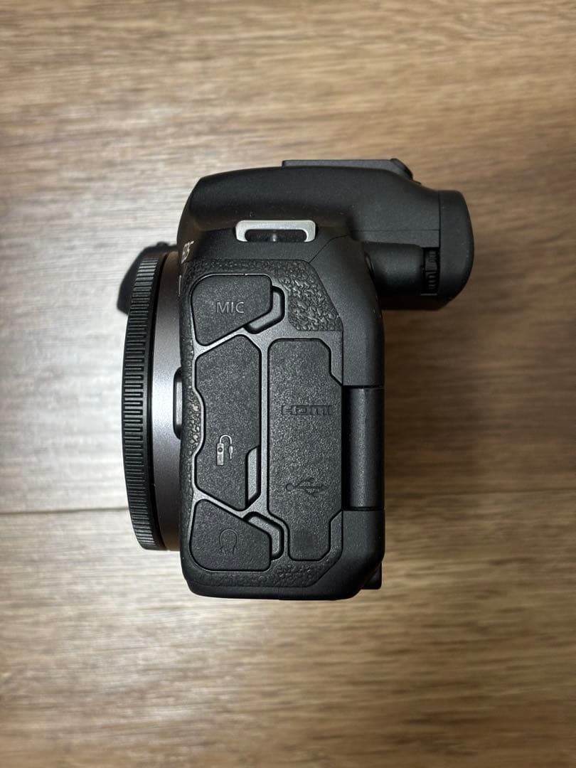 は*す様 【中古】Canon EOS R7 本体 取扱説明書付き