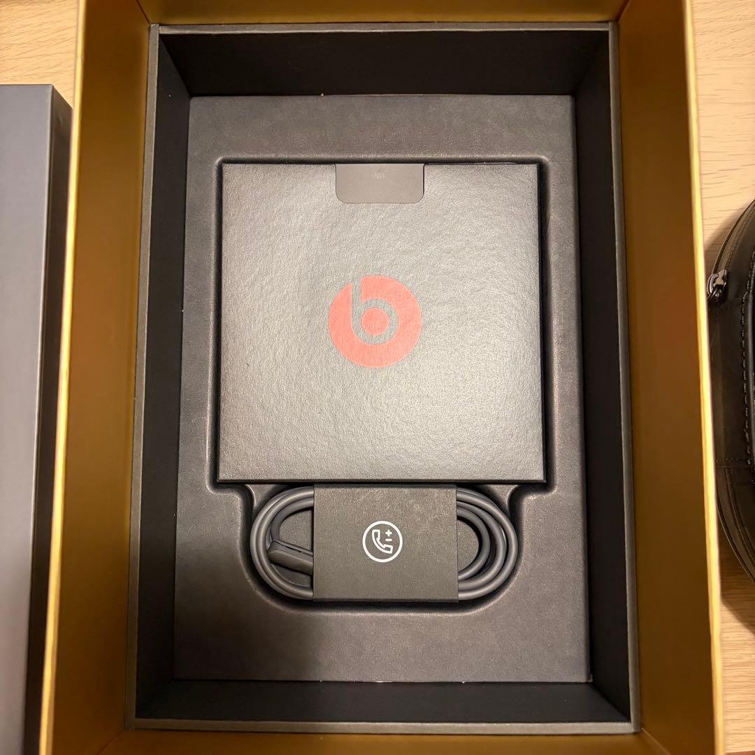 Beats Studio3 ワイヤレスヘッドホン ゴールド