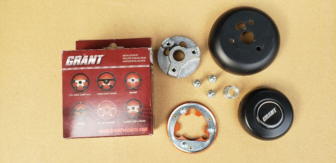 GRANT　ステアリング　 アダプター付き