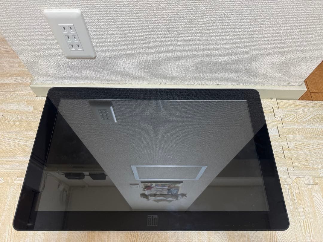 Elo touch タッチパネル、PCモニター