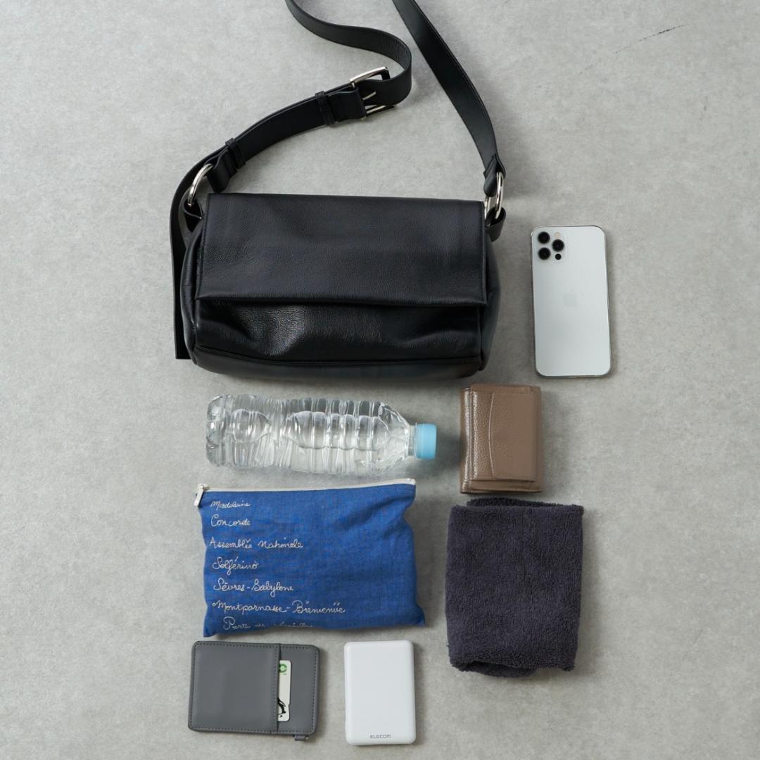 ★連休価格★【新品タグ付】ビアズリー レザー ボディバッグ + 替ベルトセット2