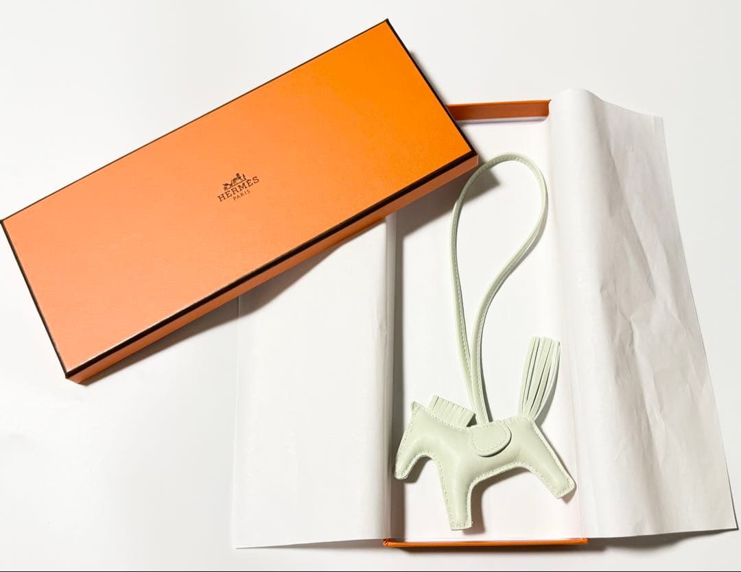 HERMES エルメス ロデオ チャーム 新品 25年11月 午年 1点のみ