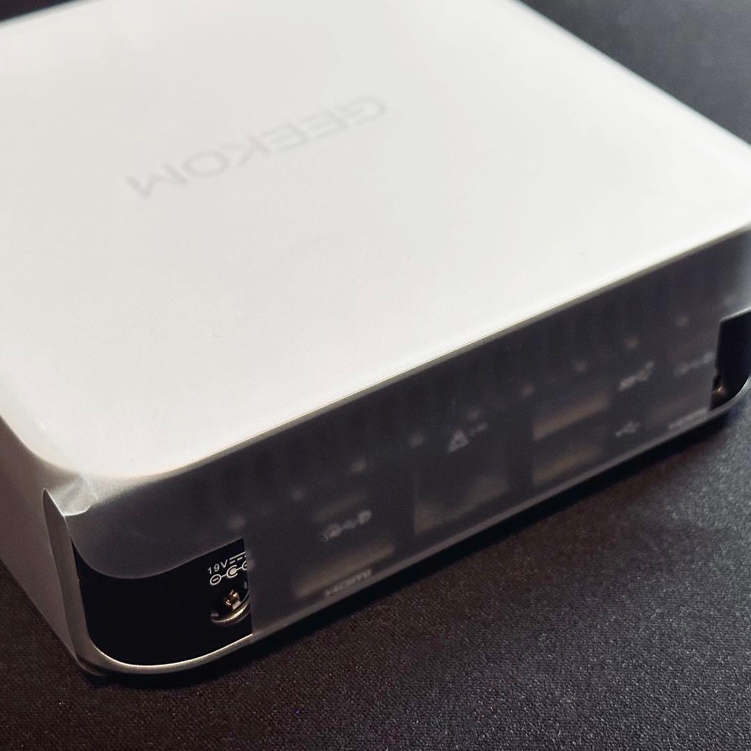 GEEKOM A6 ミニPC 新品 R7-6800H 1TB SSD