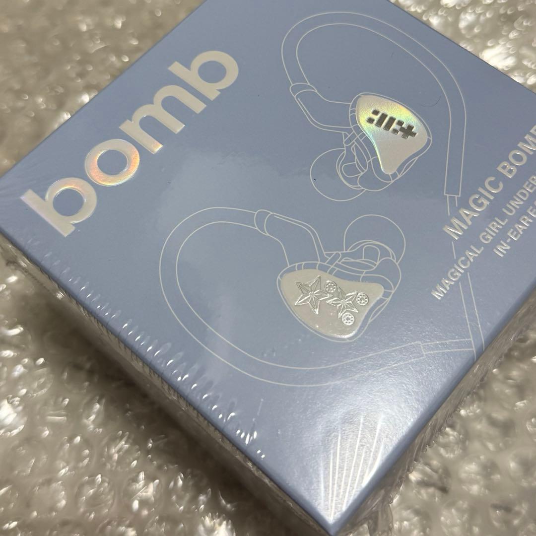 ILLIT イヤモニ風イヤホン 未開封品