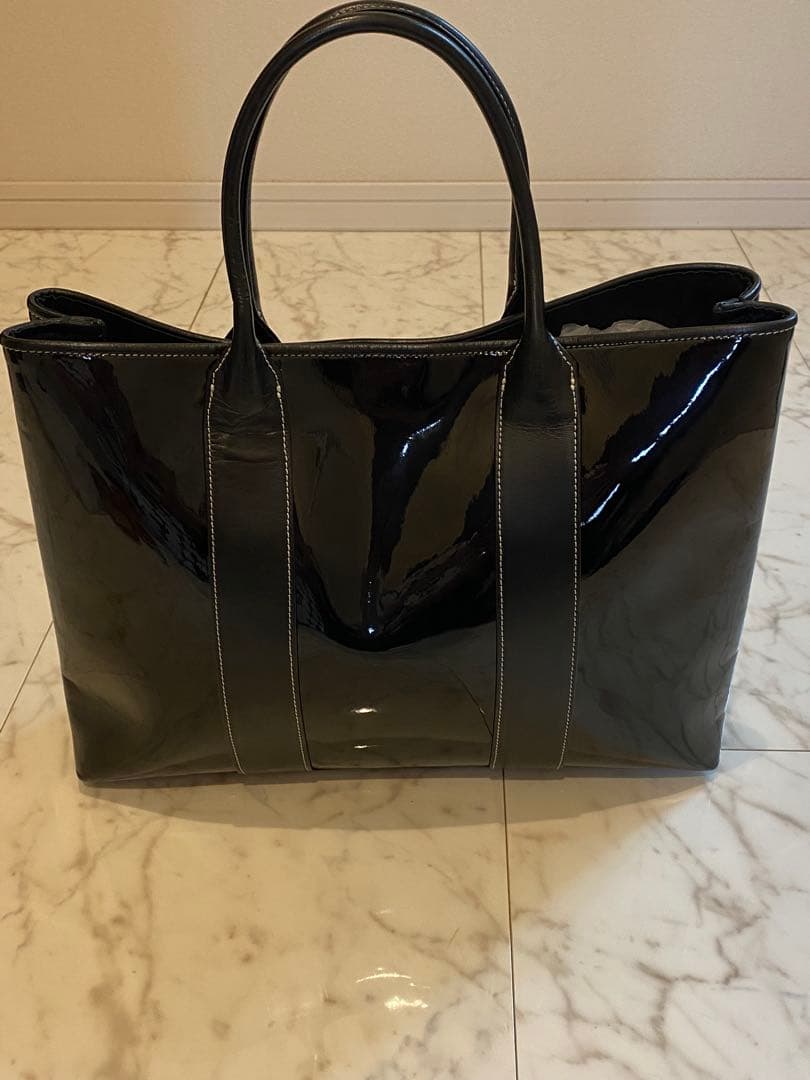 RYORYO　濱野　エナメル　トートバッグ