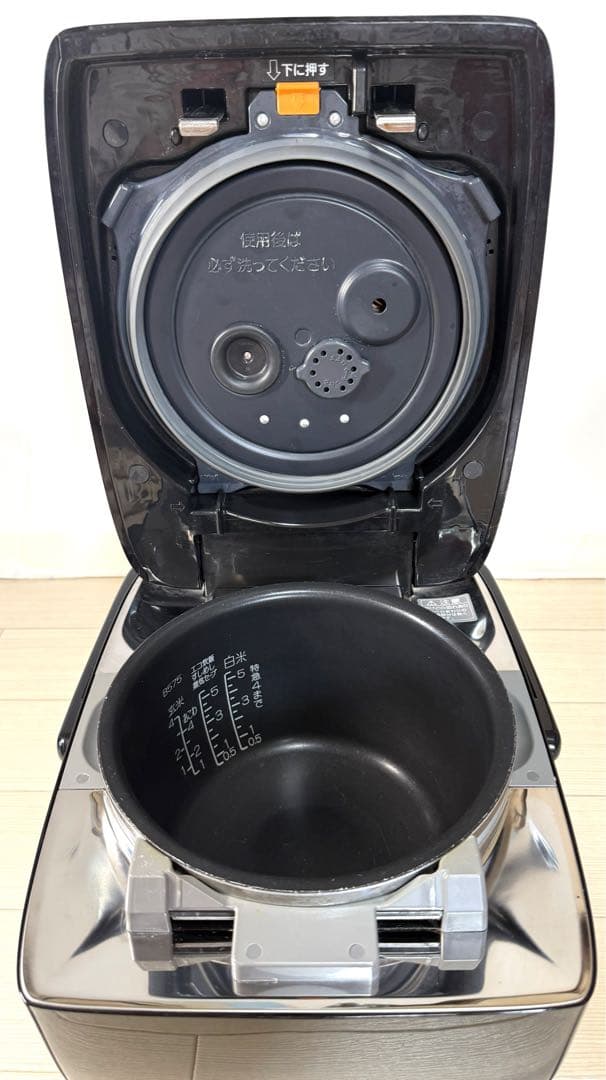 ⭐︎【美品】象印 炎舞炊き 圧力IH炊飯ジャーNW-LA10動作保証⭐︎