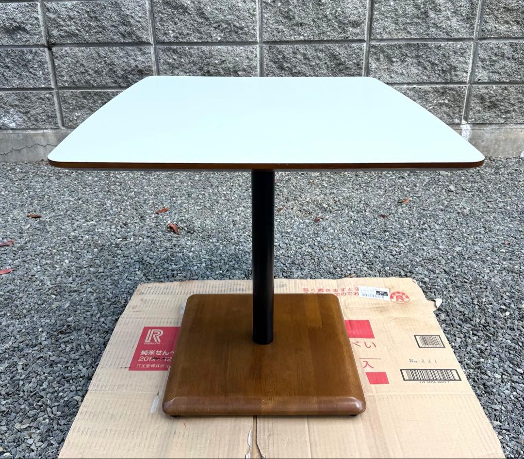 karimoku カリモク60 カフェテーブル