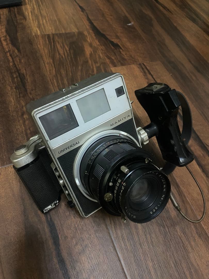 MAMIYA UNIVERSAL SEKOR 1:4.7 127mm 動作未確認