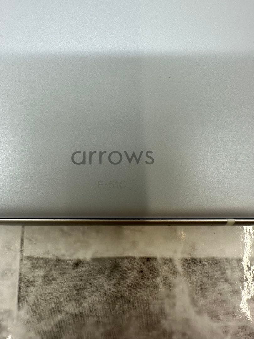 arrows F51C docomo シルバー 本体