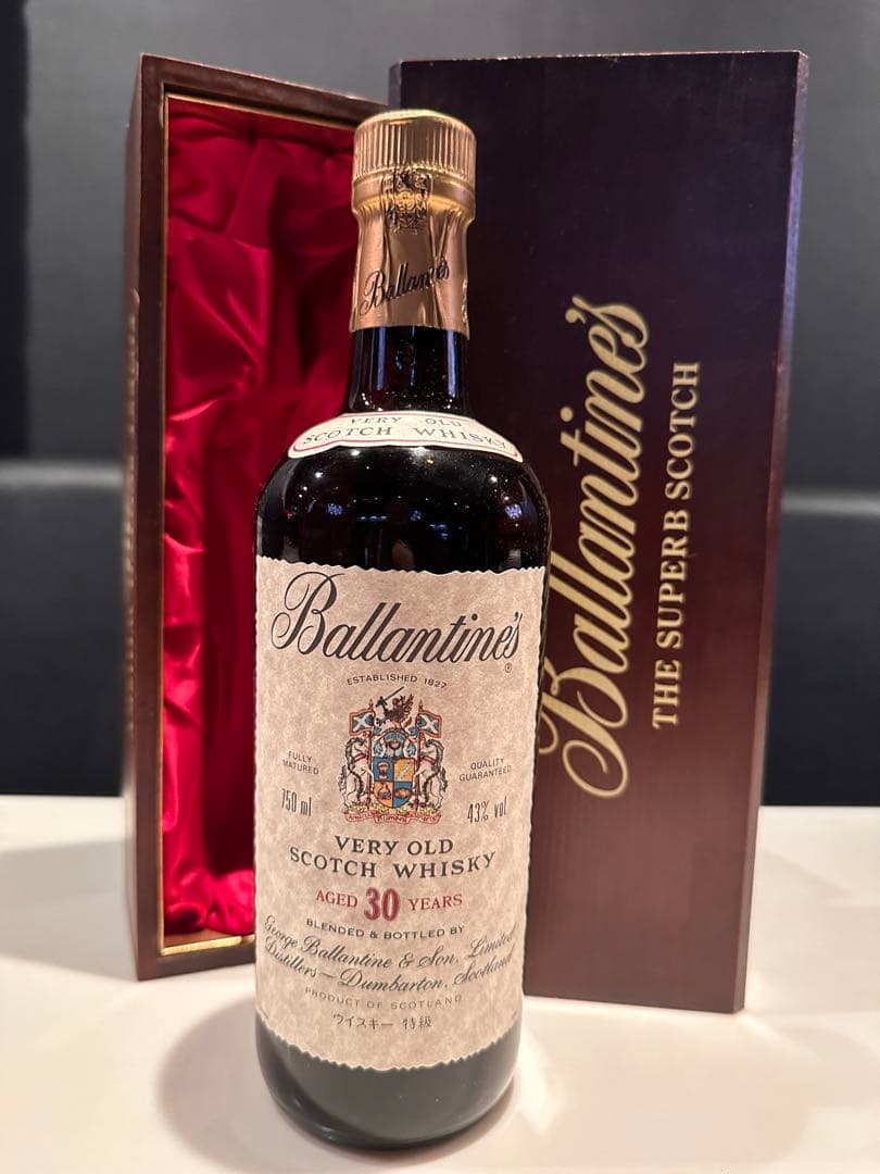 バランタイン 30年 木箱付き 750ml 未開栓