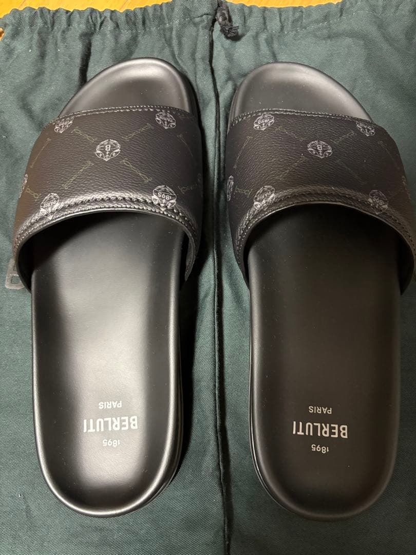 ベルルッティBERLUTI サンダル