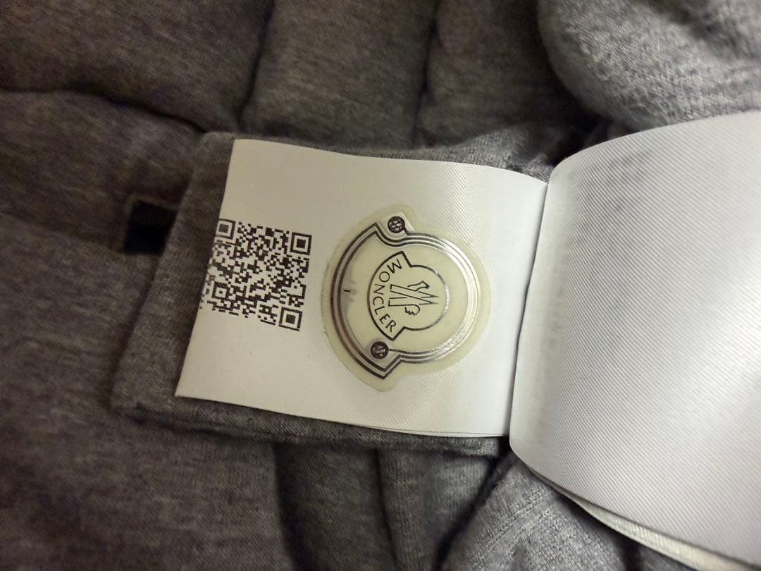 【美品】モンクレールおくるみ