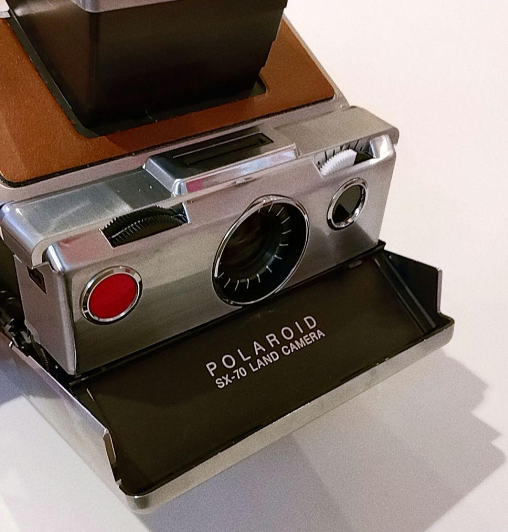 Polaroid　Camera　　SX-70　VINTAGE\r
alpha1