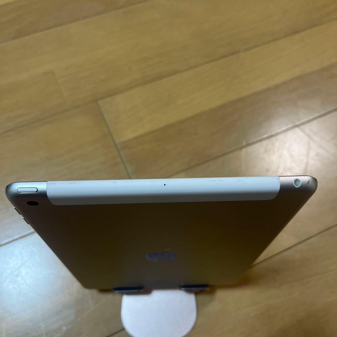 バッテリー新品同様96%！iPad （6世代）Wi-Fi + Cellular