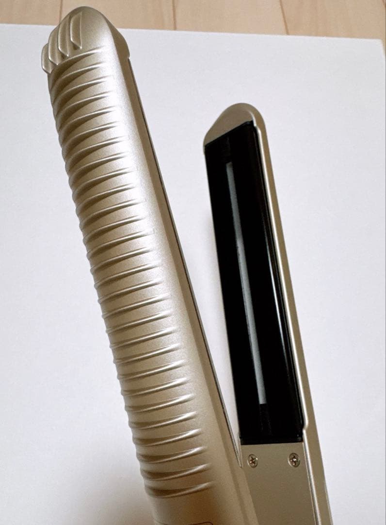 YA-MAN スムースアイロンフォトイオン　ゴールド