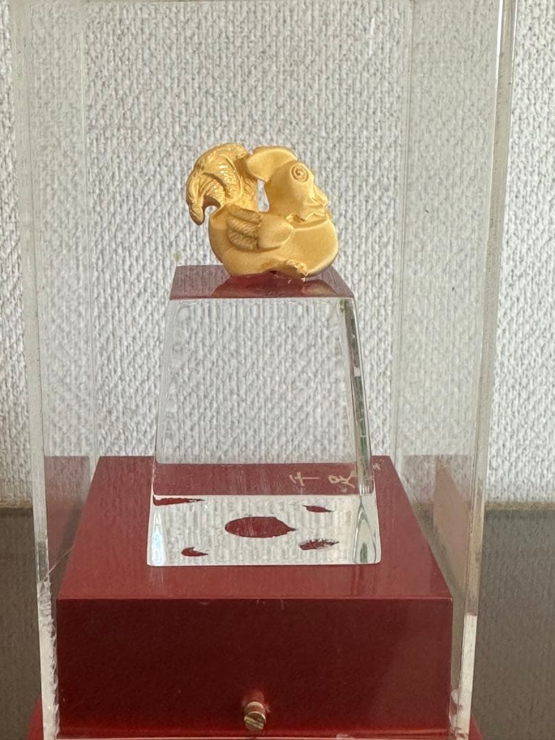 「金の鶏の置物 」22K 3.19g付き