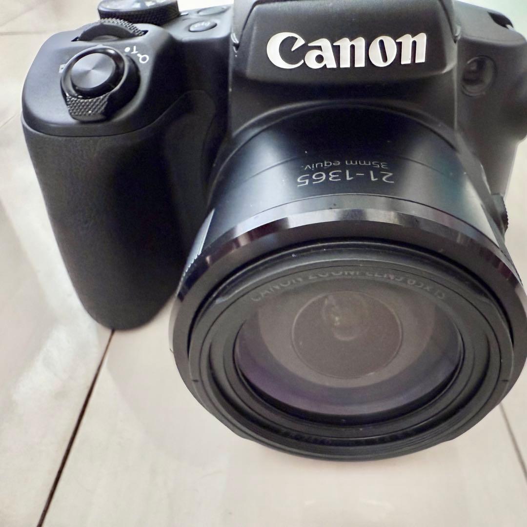 Canon PowerShot SX70 HS 本体と付属品