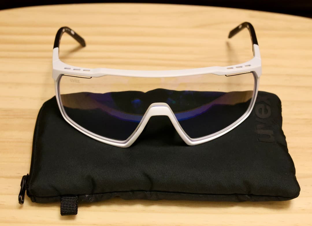 uvex mtn perform V - 調光サングラス