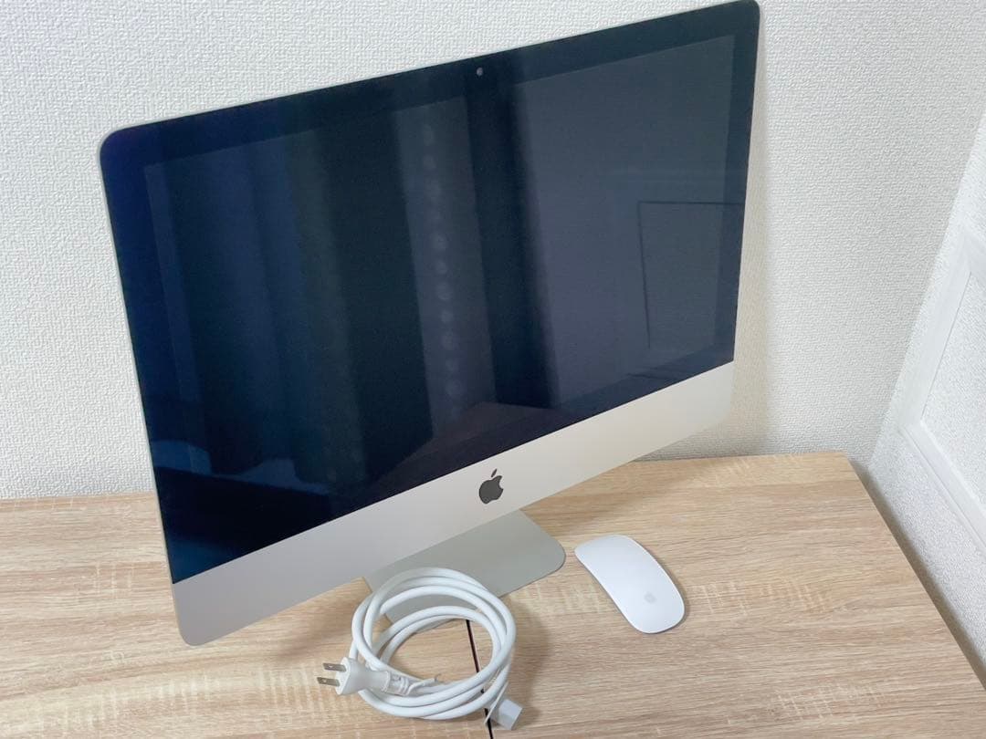Apple iMac 21.5インチ（2017）