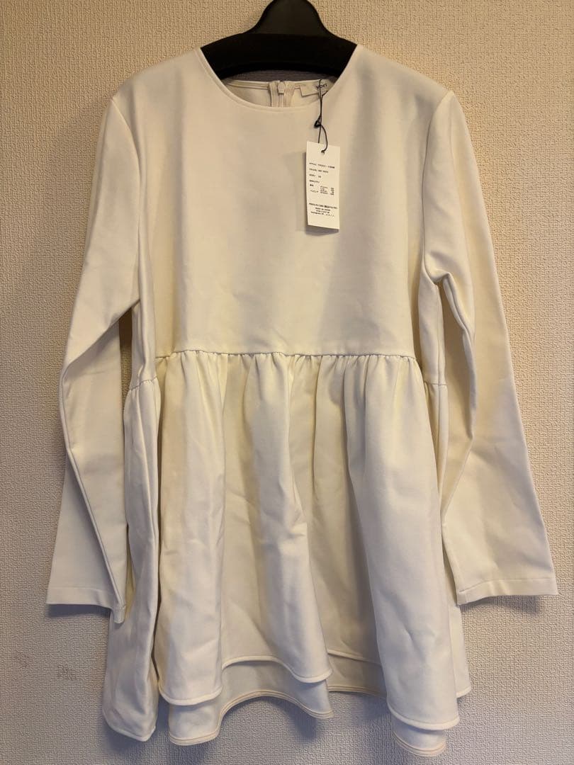 新品　yori ソフト裏起毛フリルブラウス　38