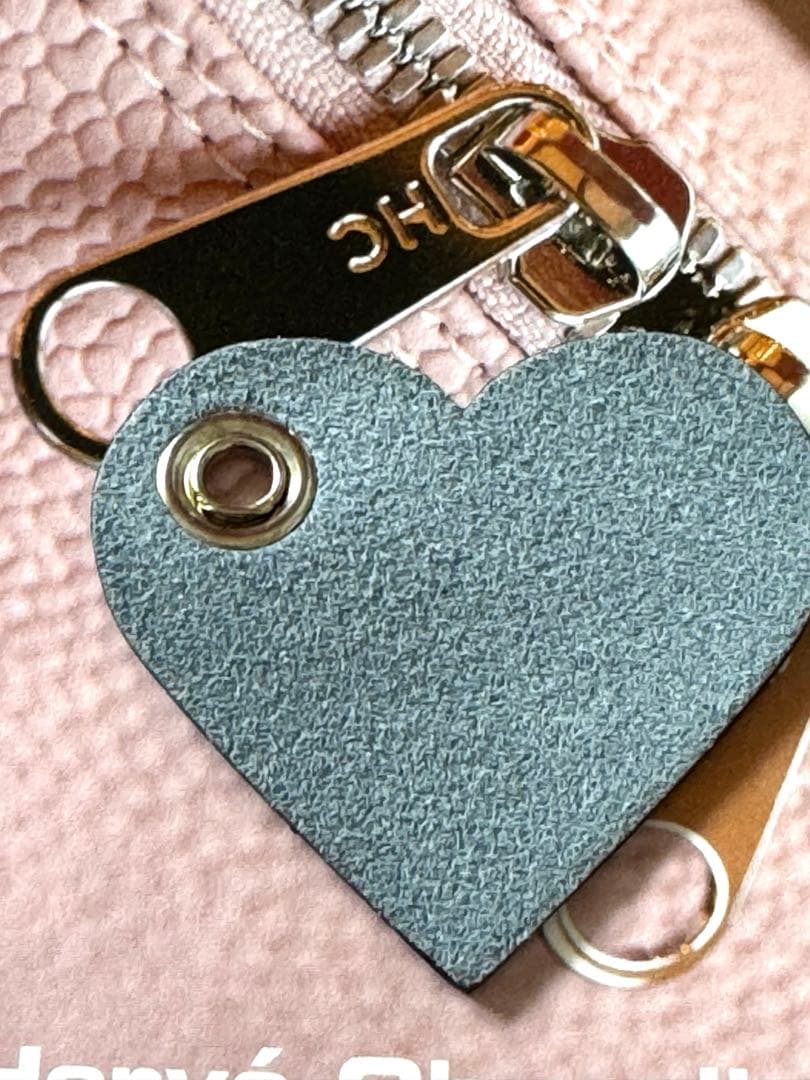 エルベシャプリエHerve Chapelier 122Lレザーチャーム ハート