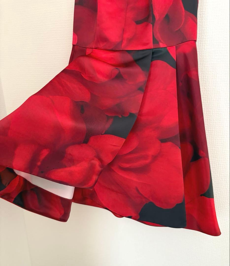 【新品タグ付き】ALICE + OLIVIA ミニドレス 赤 花柄