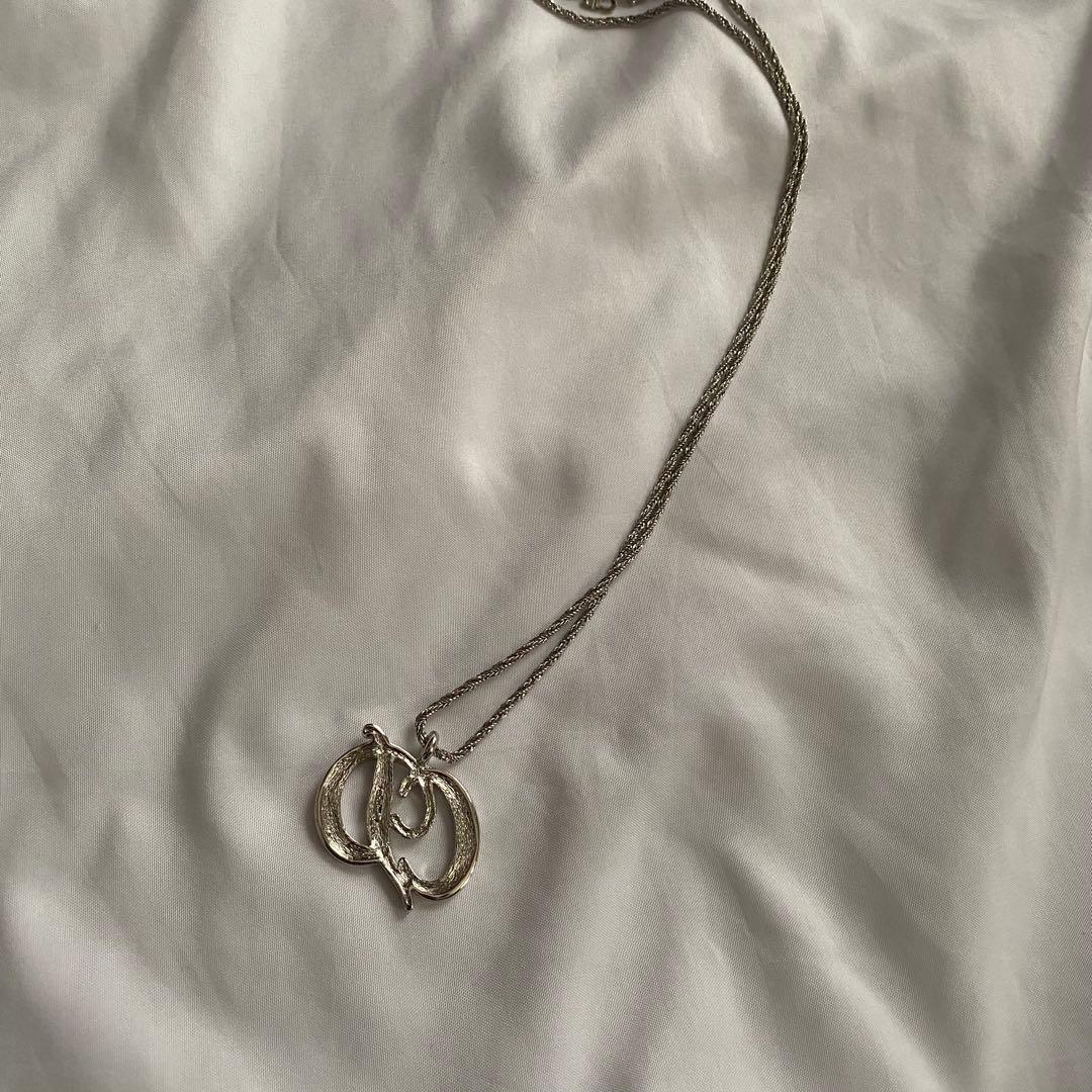 CD クリスチャンディオール ロゴ　ネックレス